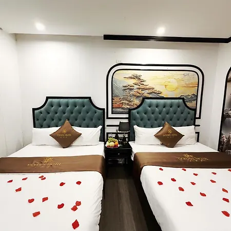 Golden Hotel-3